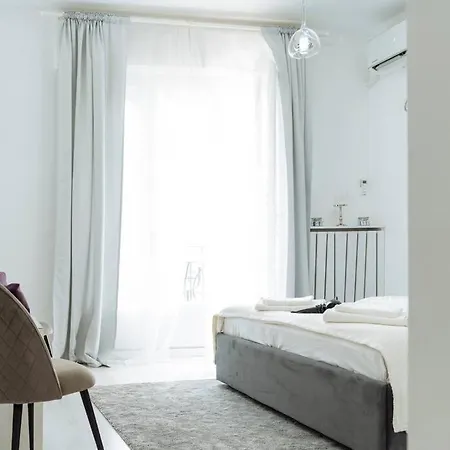 Best View Central Central Old Town Bright Studio * 布加勒斯特