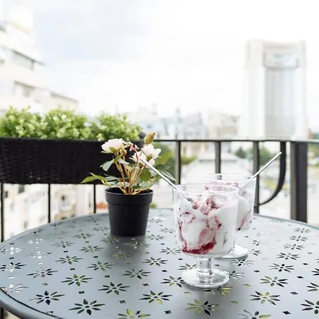 Best View Central Central Old Town Bright Studio 布加勒斯特